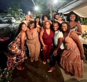 Shields Era Lifestyle -Friendsgiving